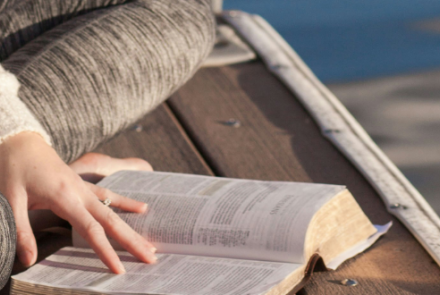 women reading bible